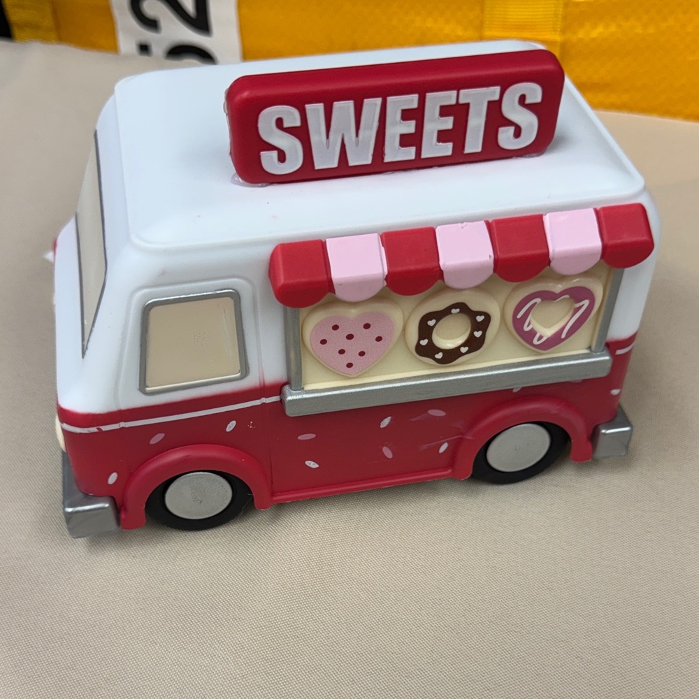 Sweets Red & Pink Toy Ice Cream & Dessert Truck - novelty LED Figural new